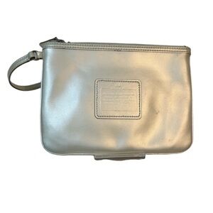 Vintage Coach Silver Leather Wristlet Clutch Authentic